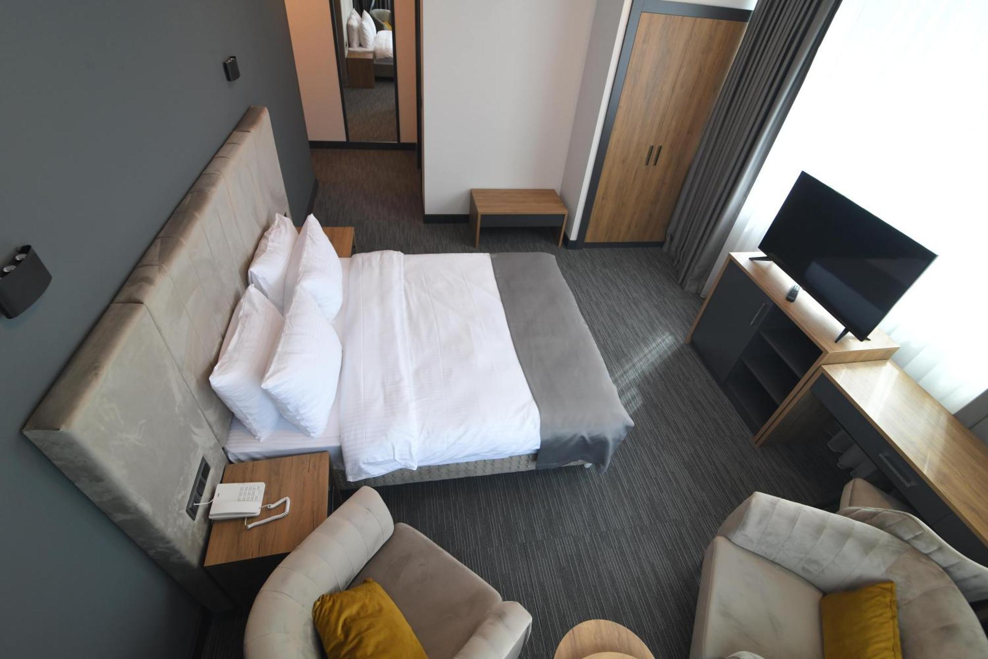 Home Plus Hotel Istanbul Exterior photo