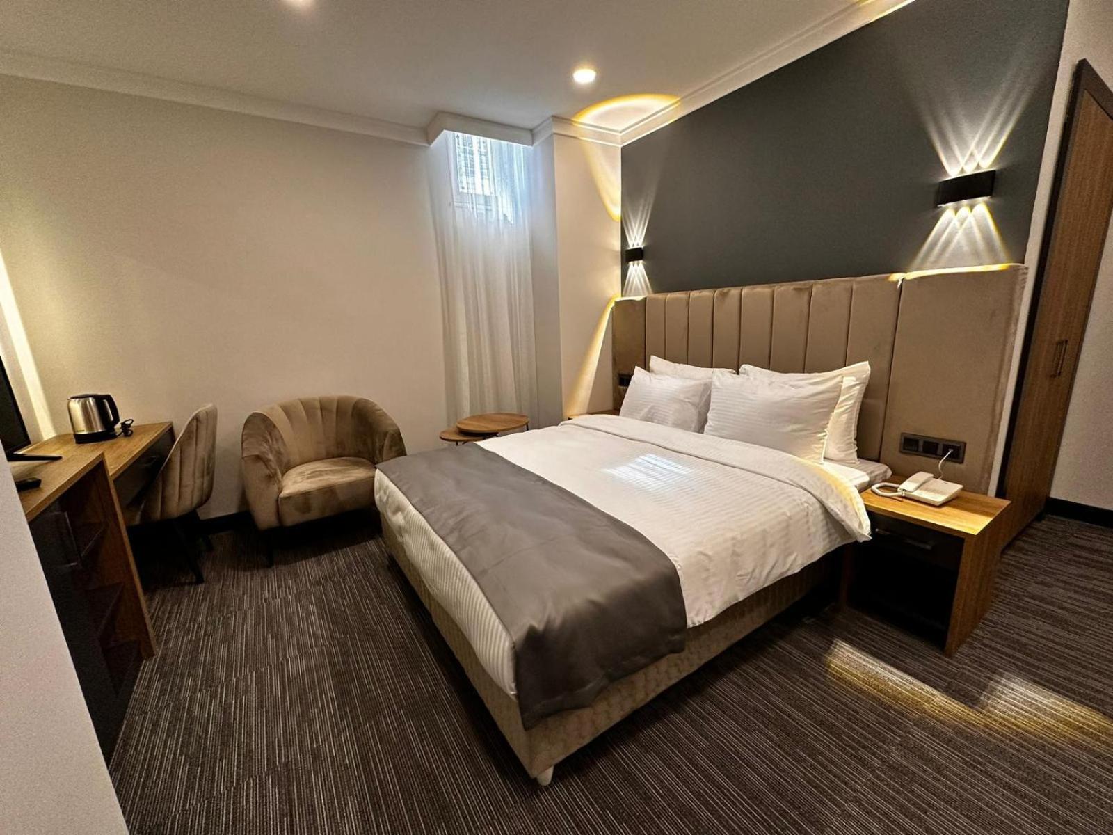 Home Plus Hotel Istanbul Exterior photo