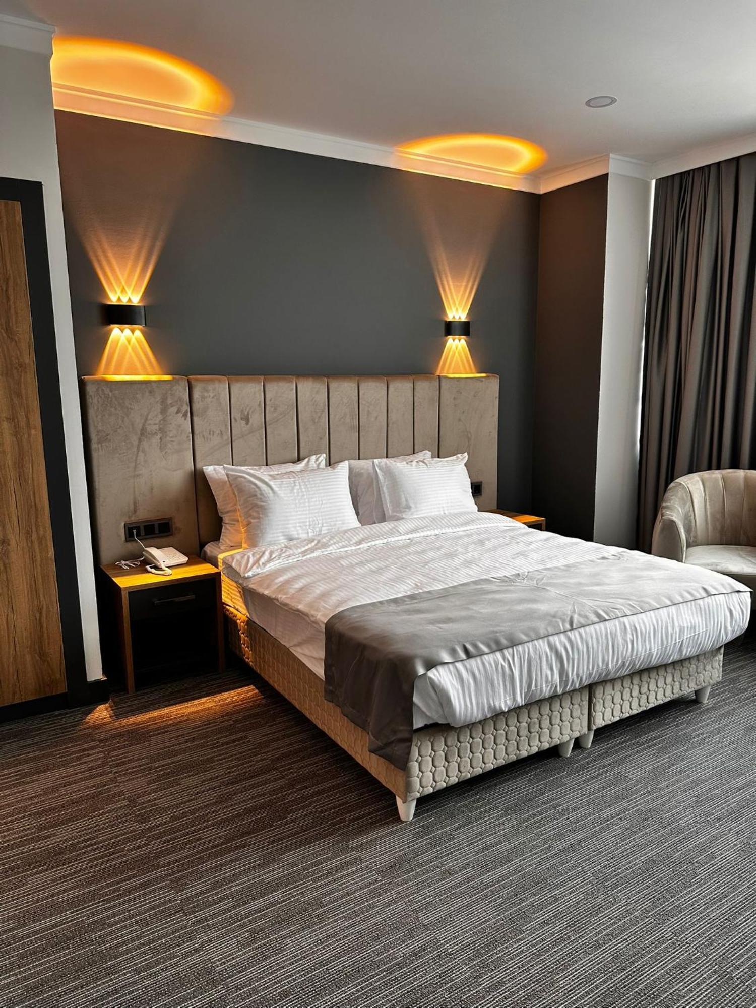 Home Plus Hotel Istanbul Exterior photo