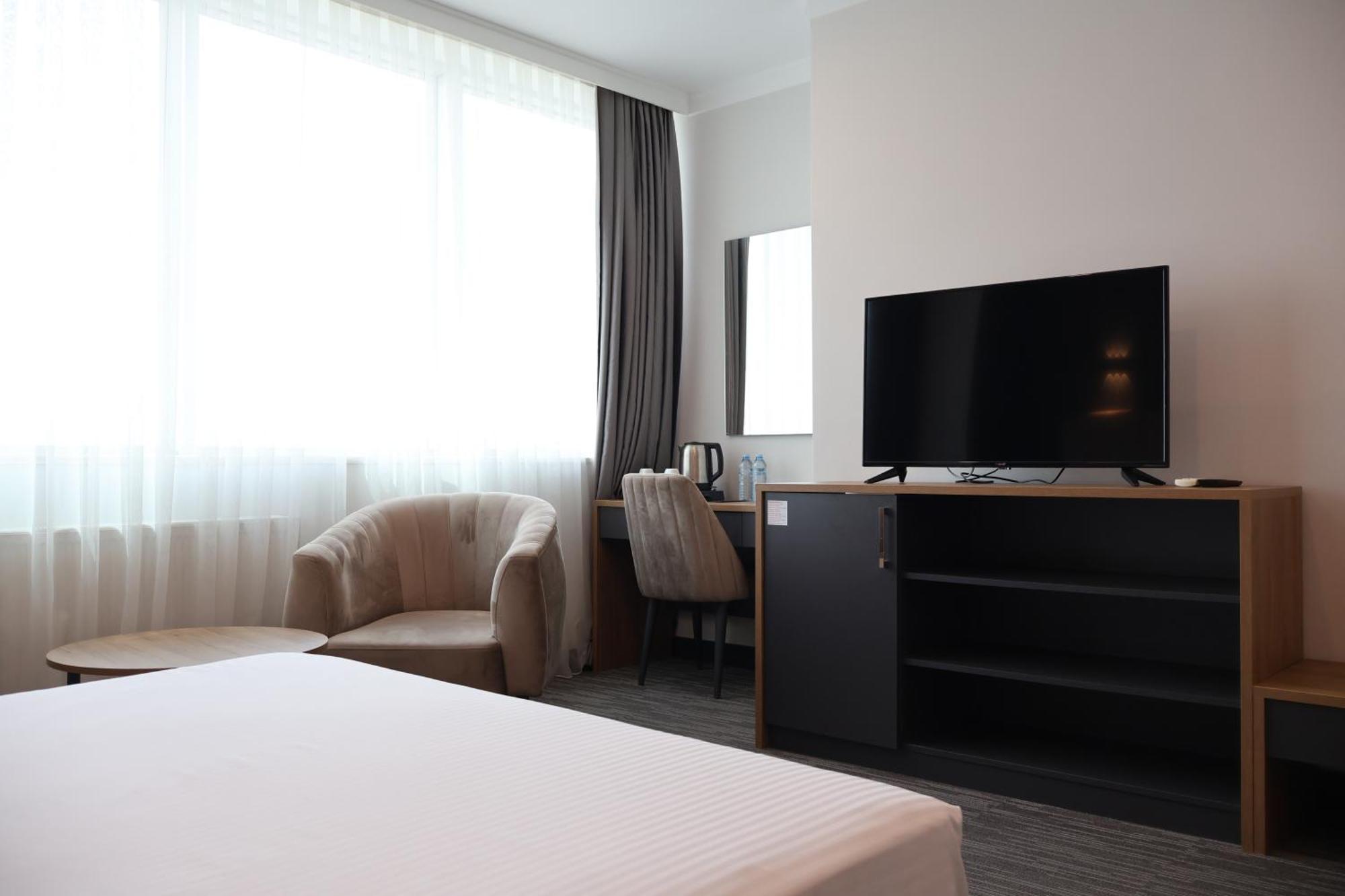 Home Plus Hotel Istanbul Exterior photo